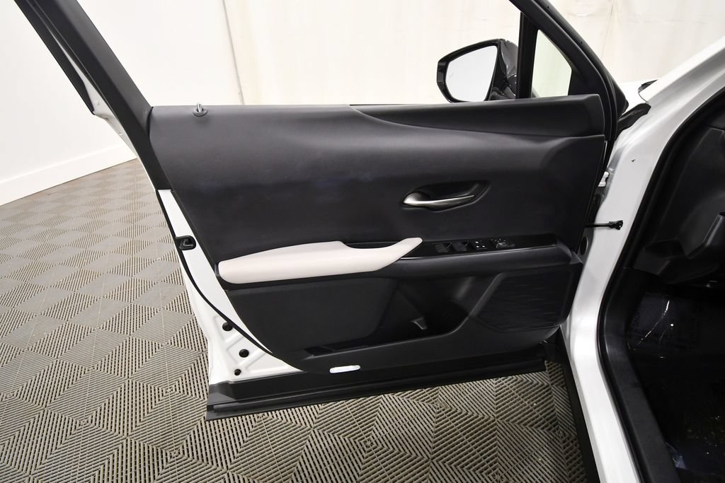 Used 2022 Lexus UX 250h w/ Premium Package AWD/4WD image 13