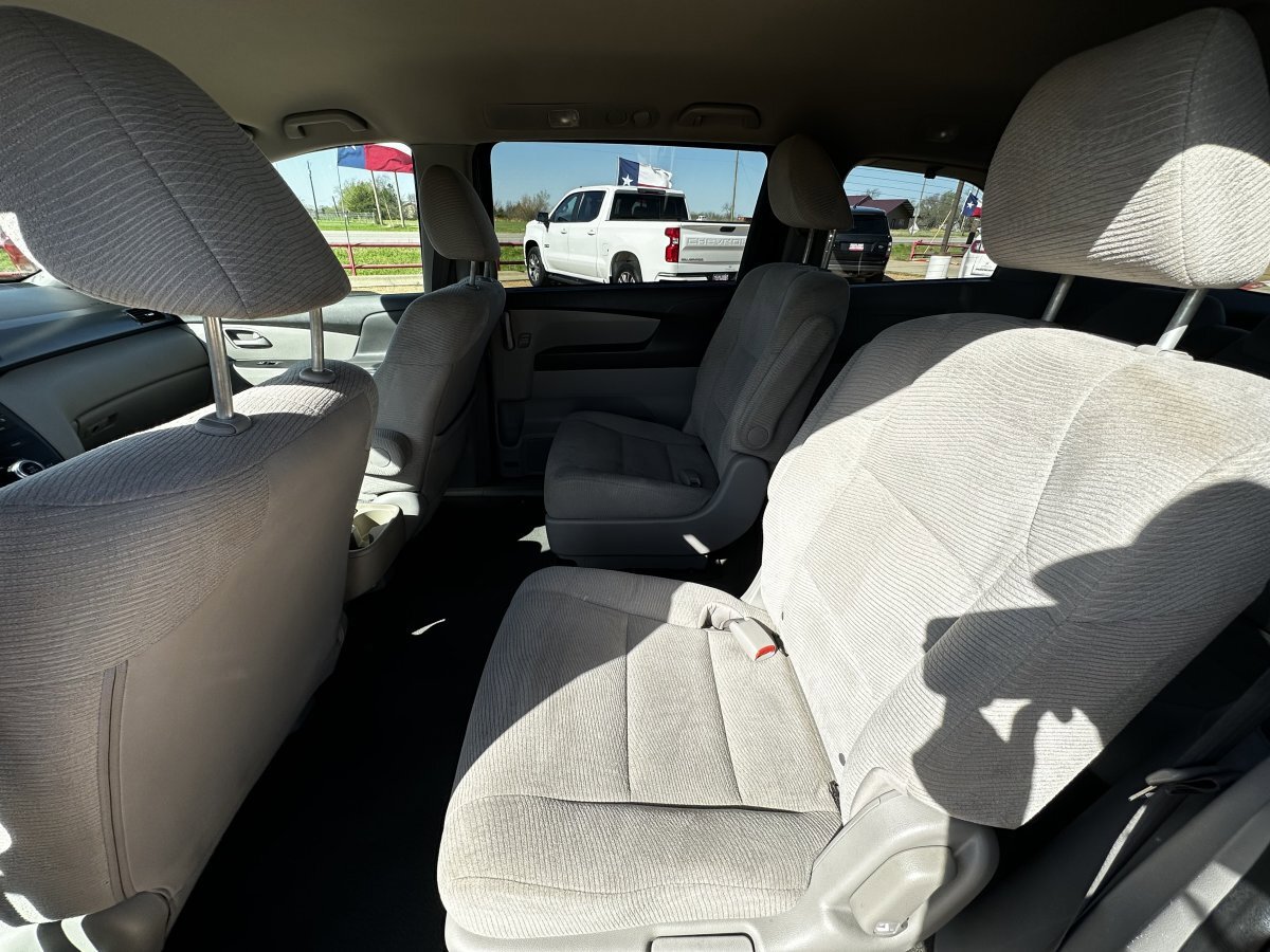 Used 2013 Honda Odyssey LX image 15