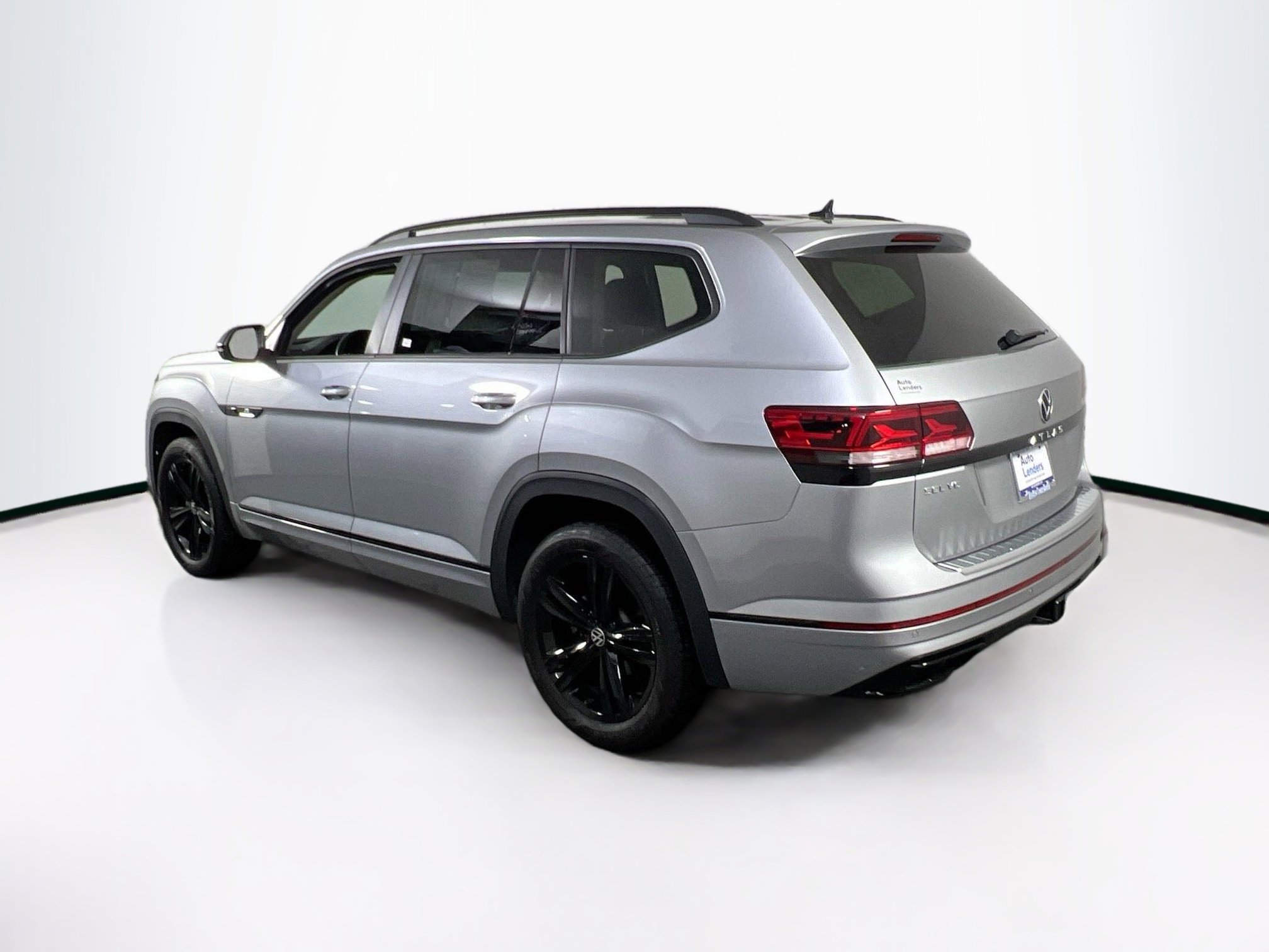 Used 2023 Volkswagen Atlas SEL R-Line image 7