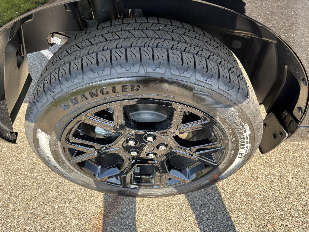 New 2026 Ford Maverick Lobo AWD/4WD image 11