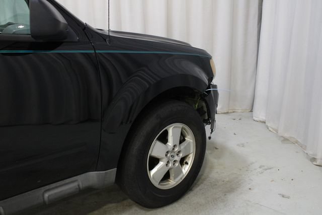 Used 2010 Ford Escape XLT AWD/4WD image 25