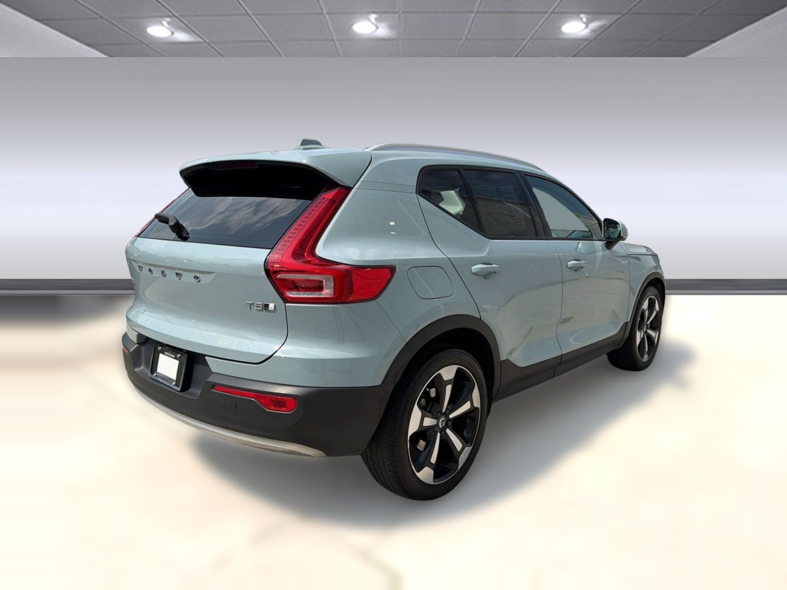 Used 2019 Volvo XC40 T5 Momentum AWD/4WD image 9