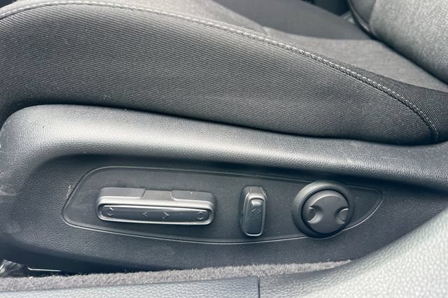 Used 2025 Honda Accord SE image 13