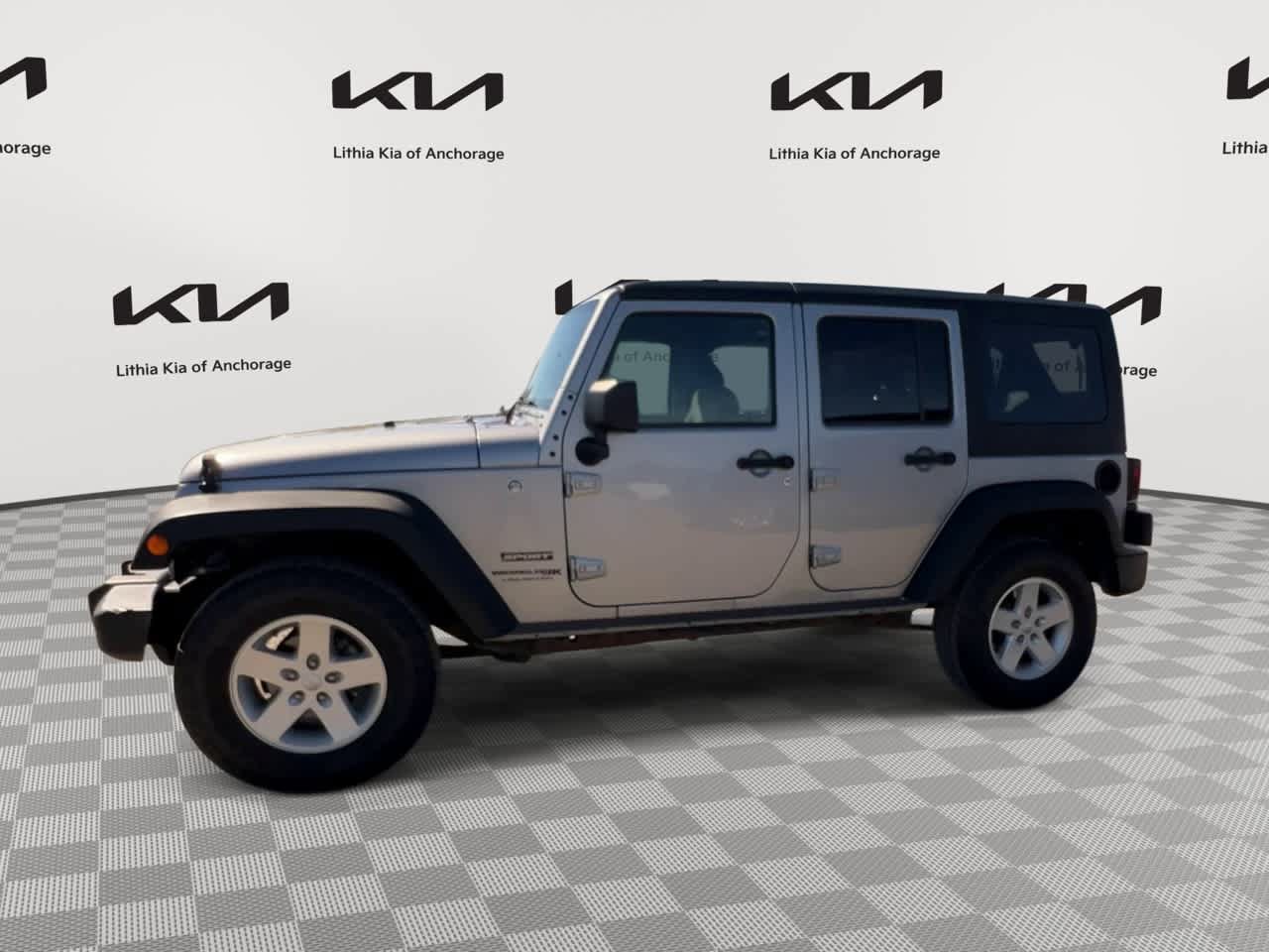Used 2018 Jeep Wrangler Unlimited Sport S AWD/4WD image 5