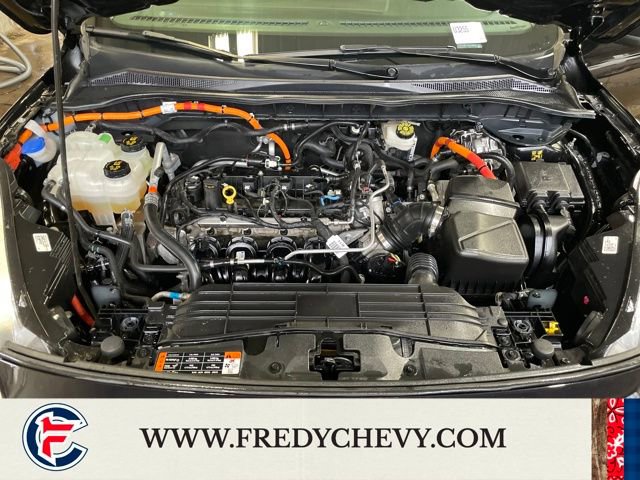 Used 2022 Ford Escape SE w/ Cold Weather Package image 22