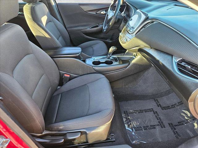 Used 2017 Chevrolet Malibu LT w/ Driver Confidence Package image 18