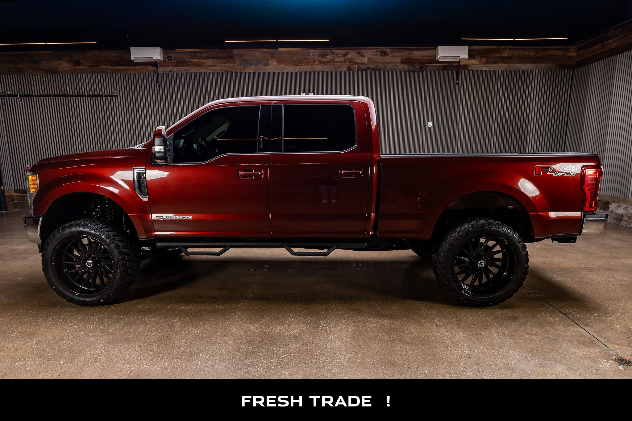 Used 2017 Ford F250 Lariat w/ Lariat Value Package AWD/4WD image 5
