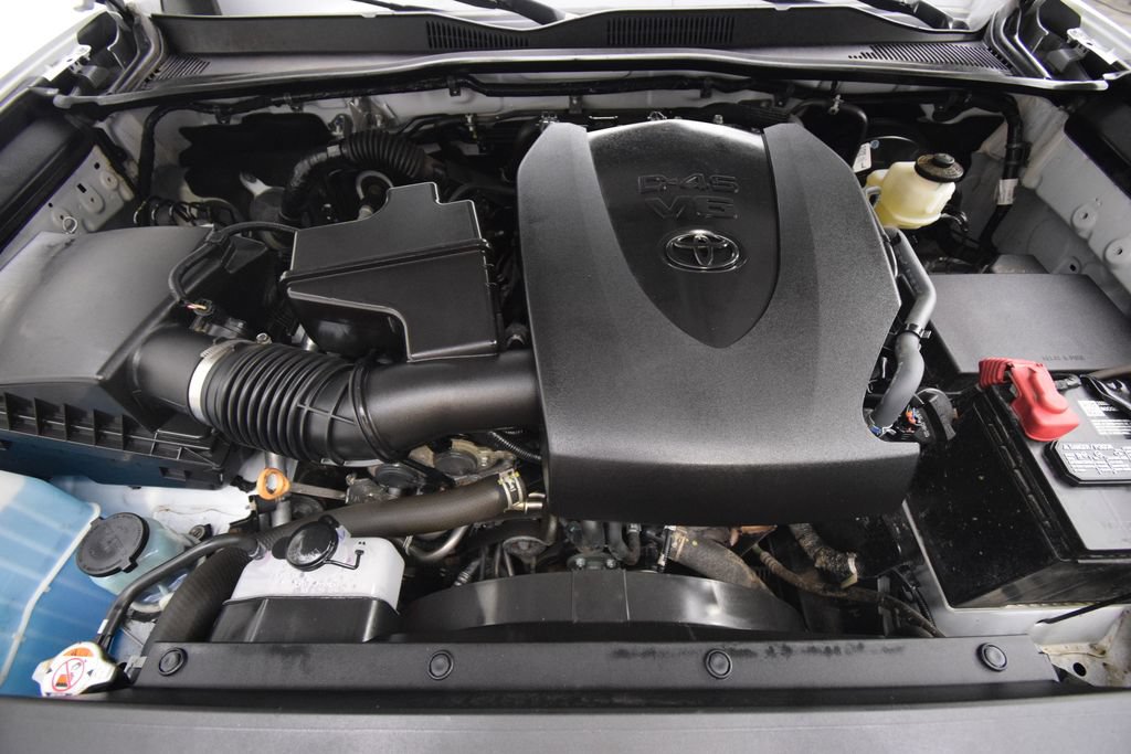 Used 2022 Toyota Tacoma SR AWD/4WD image 27