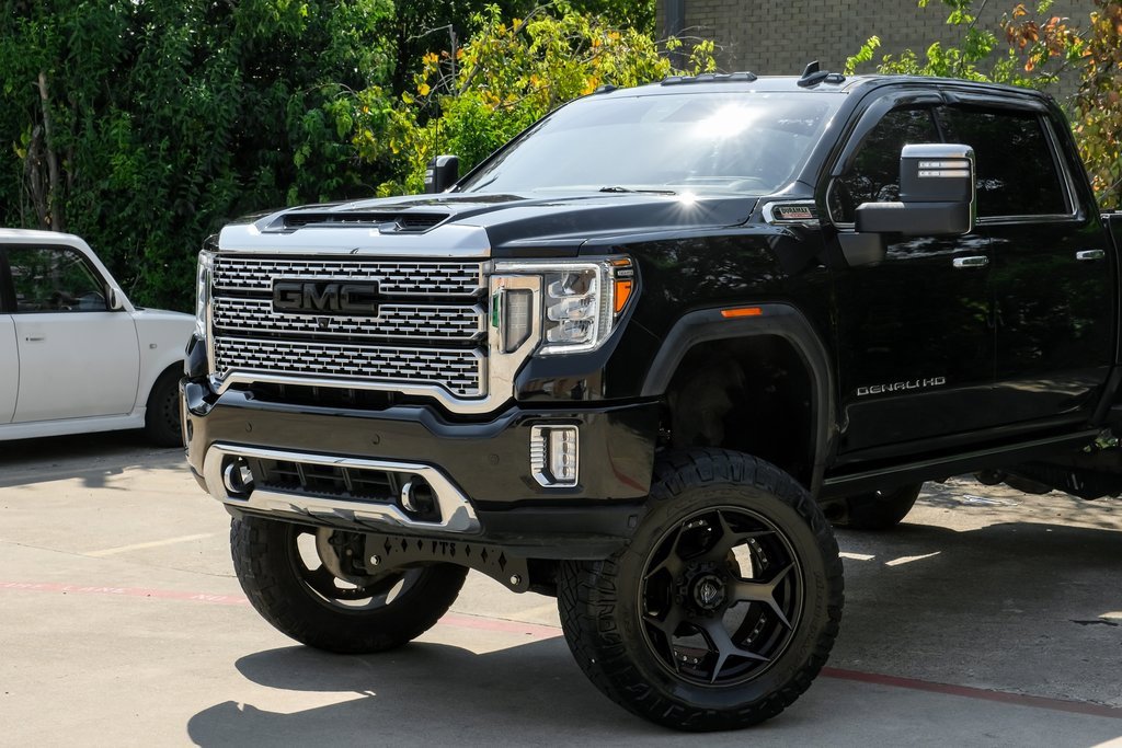 Used 2023 GMC Sierra 2500 Denali w/ Denali Black Diamond Edition image 6