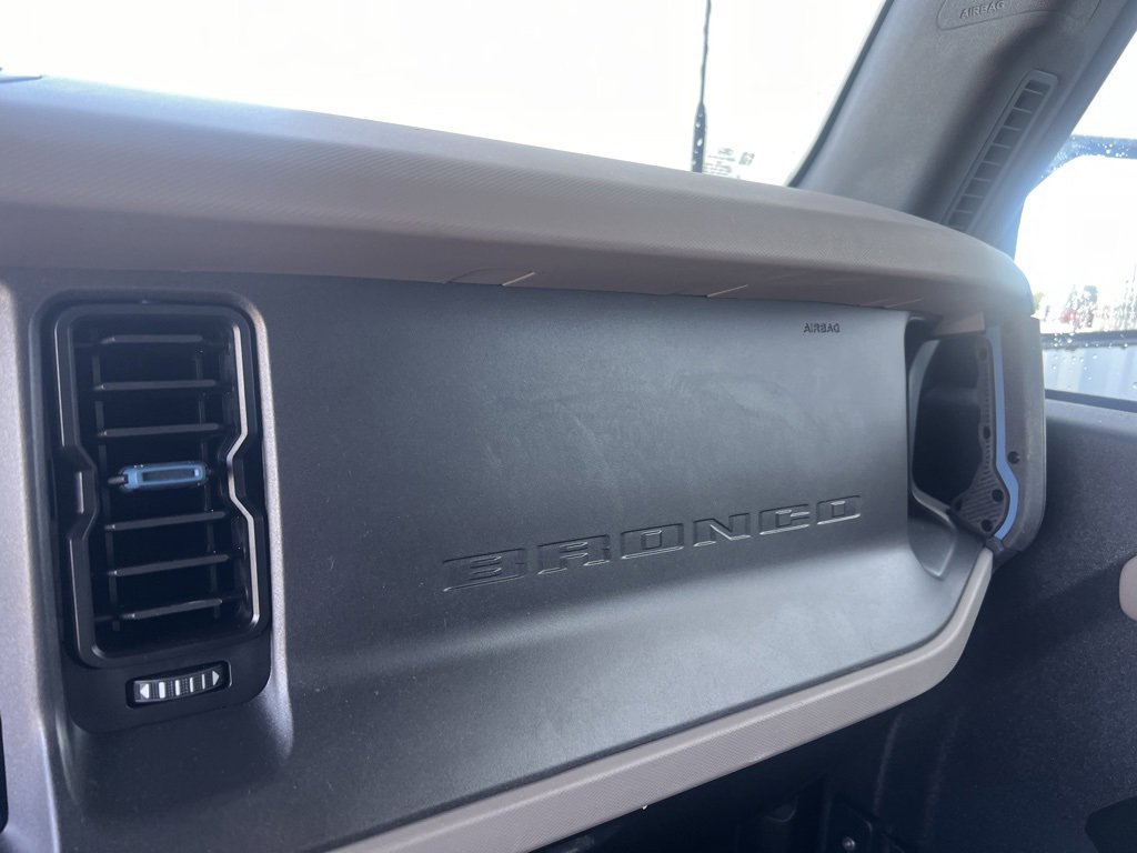 Used 2024 Ford Bronco Wildtrak image 23