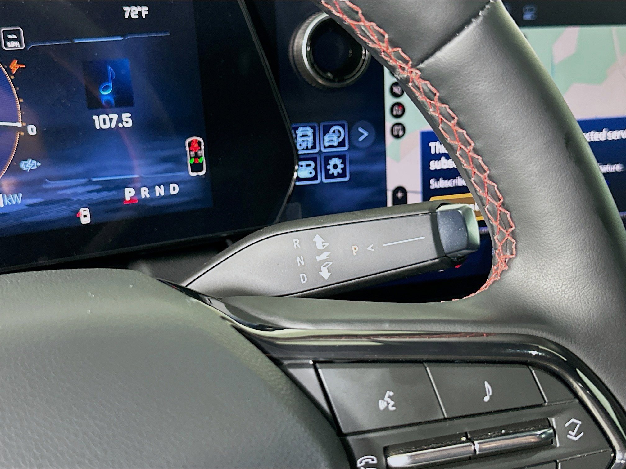 Used 2025 Chevrolet Equinox EV RS image 25