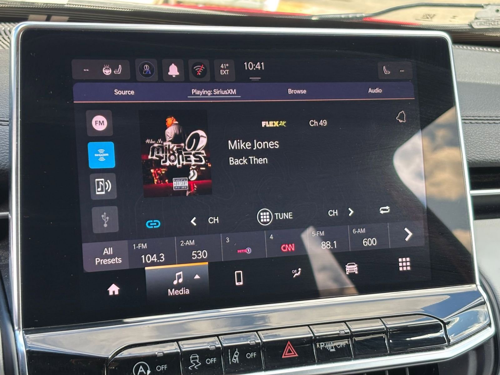 Used 2025 Jeep Compass Limited image 20