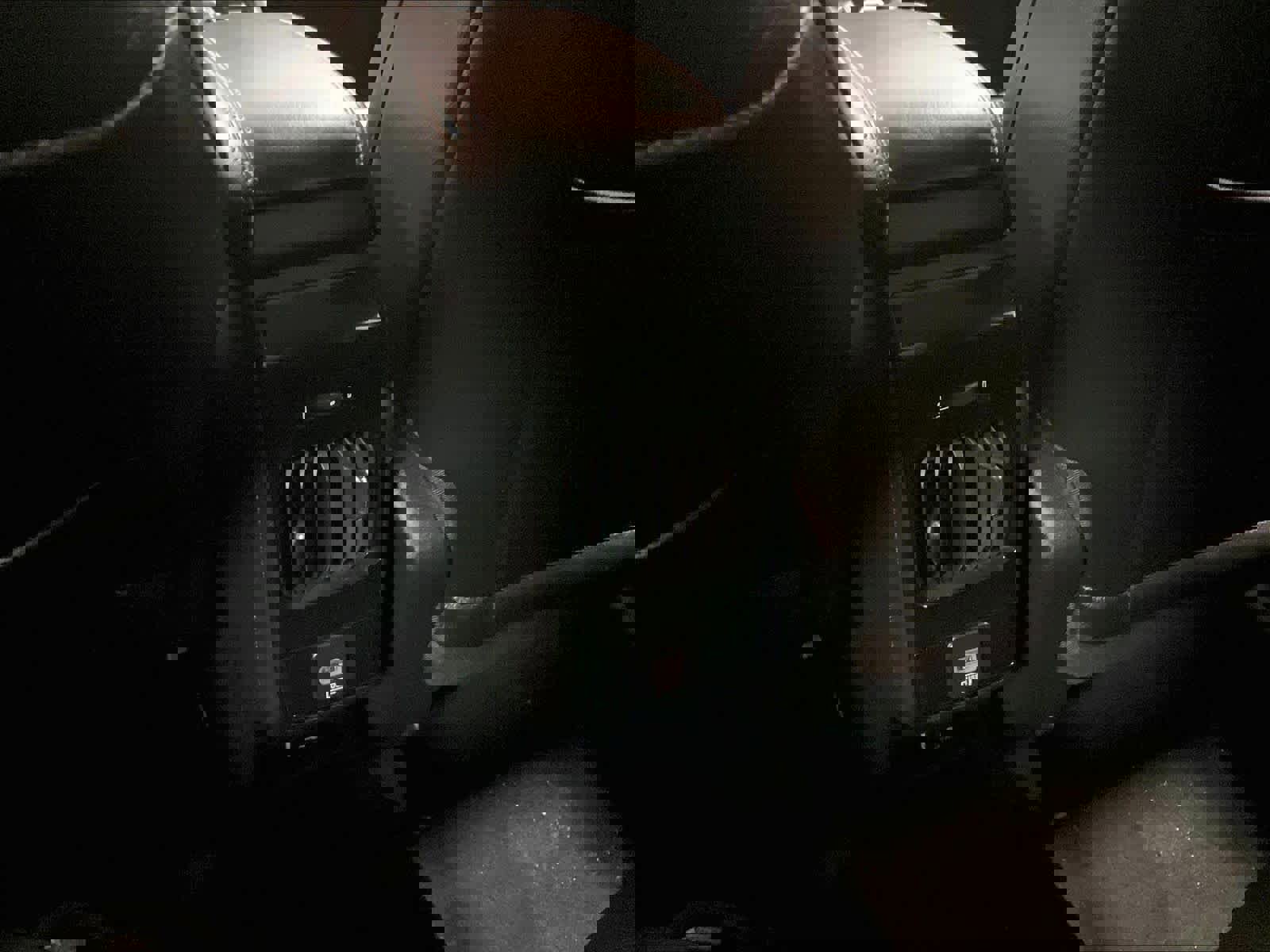 Used 2022 Jeep Compass Latitude w/ Mopar Graphics Package image 27