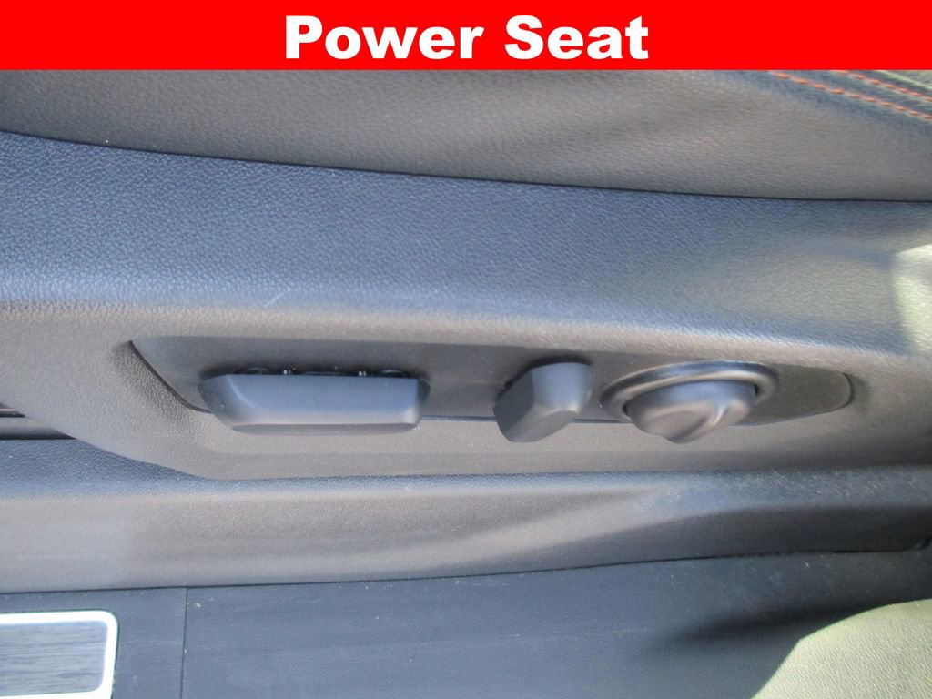 Used 2022 GMC Sierra 1500 AT4 w/ AT4 Premium Package AWD/4WD image 32