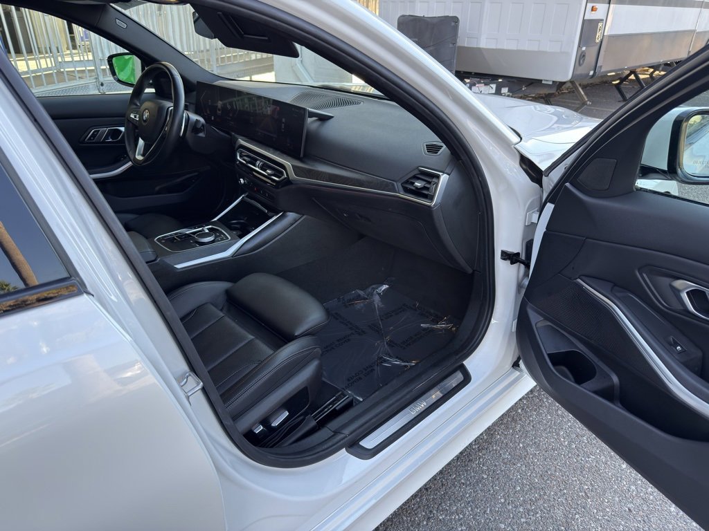 Used 2023 BMW 330i Sedan w/ Driving Assistance Package image 28