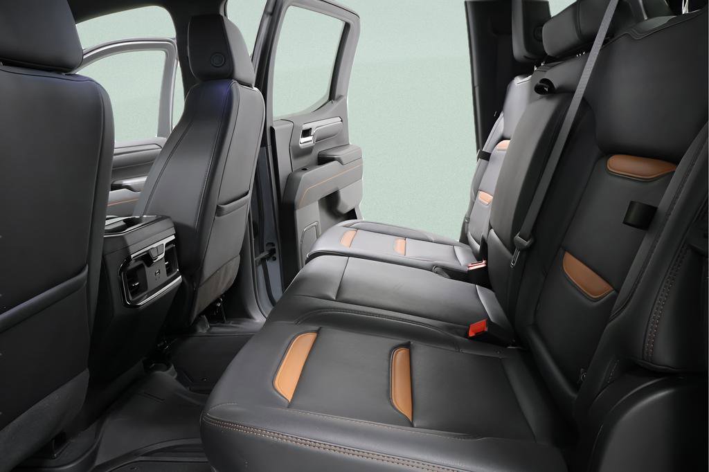 Used 2024 GMC Sierra 1500 AT4 w/ Technology Package image 20