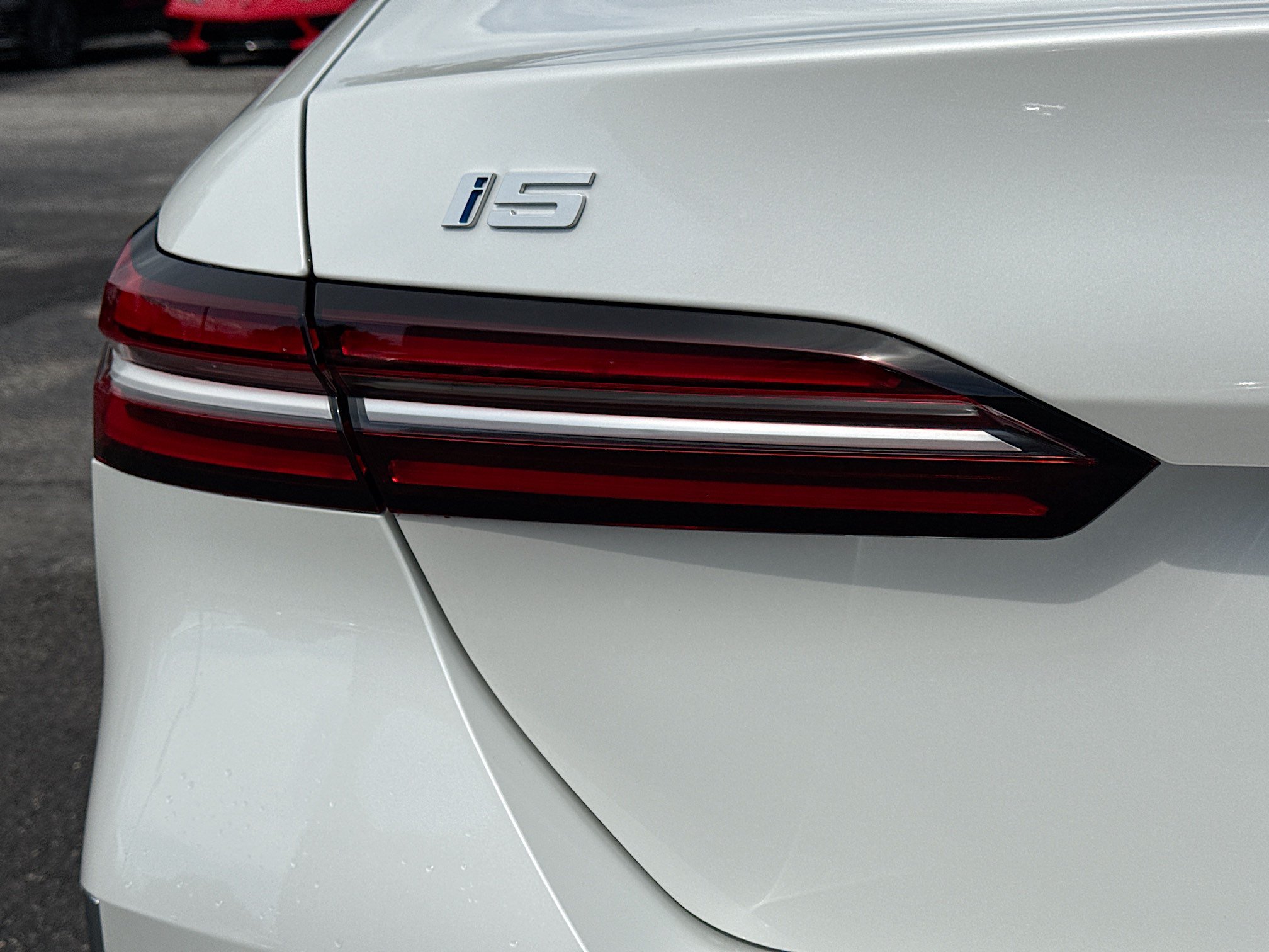 New 2027 BMW i5 xDrive40 AWD/4WD image 10