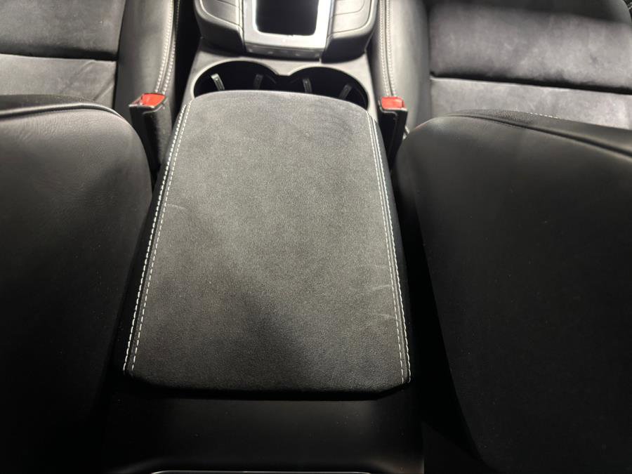 Used 2018 Porsche Macan Turbo image 13