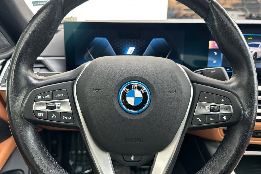 Used 2023 BMW i4 eDrive40 w/ Premium Package image 25
