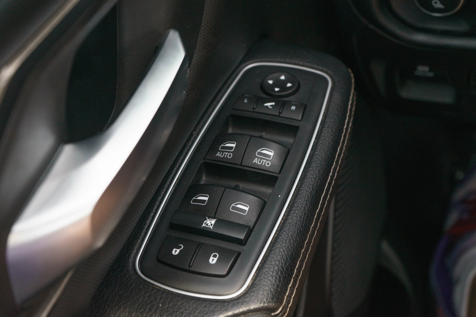 Used 2020 RAM 1500 Sport w/ Level 2 Equipment Goup w/2_L AWD/4WD image 25