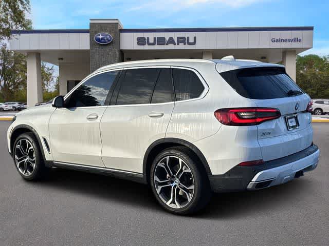 Used 2021 BMW X5 xDrive40i w/ Premium Package 3 AWD/4WD image 4