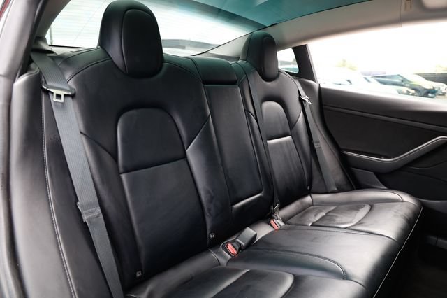 Used 2022 Tesla Model 3 Standard Range RWD image 17