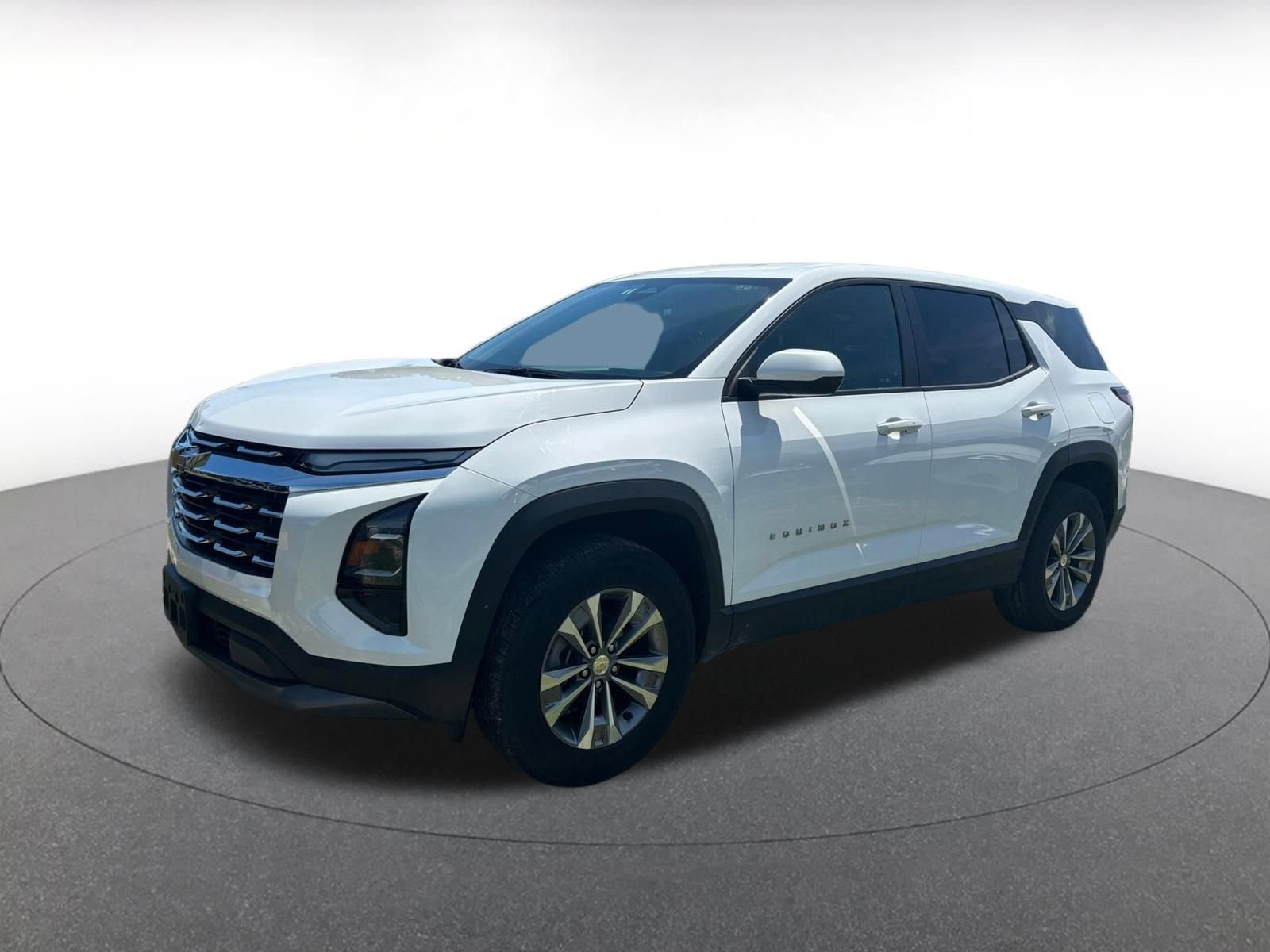 Used 2025 Chevrolet Equinox LT FWD image 4