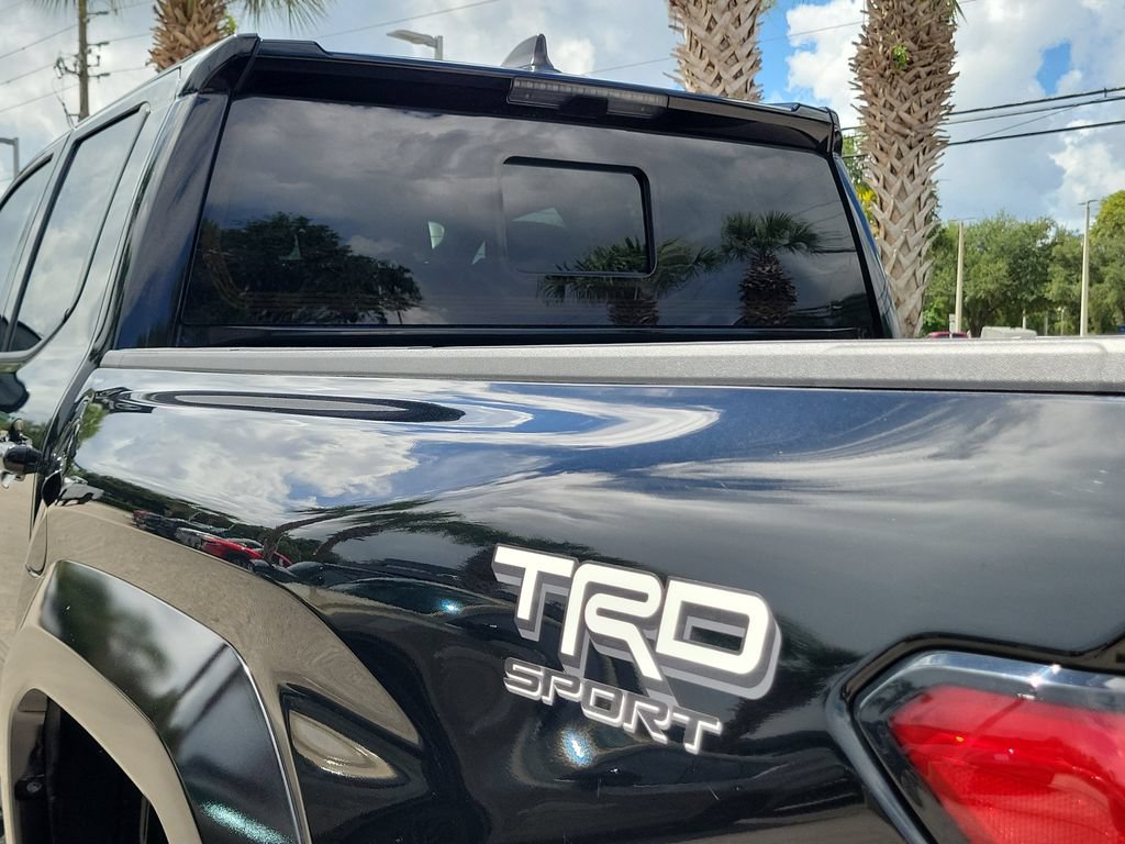 Used 2025 Toyota Tacoma TRD Sport w/ TRD Sport Upgrade Package RWD image 7