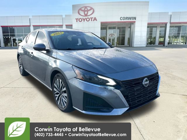 Used 2023 Nissan Altima 2.5 SV