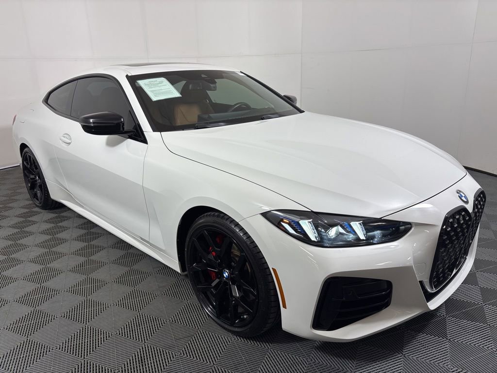 Certified 2025 BMW 430i xDrive 430i xDrive w/ M Sport Package image 4