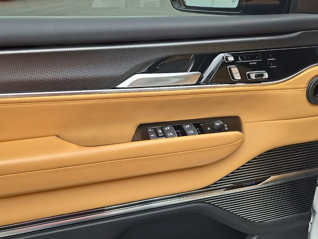 Used 2024 Jeep Grand Wagoneer Series III w/ Quick Order Packagew 28T image 25