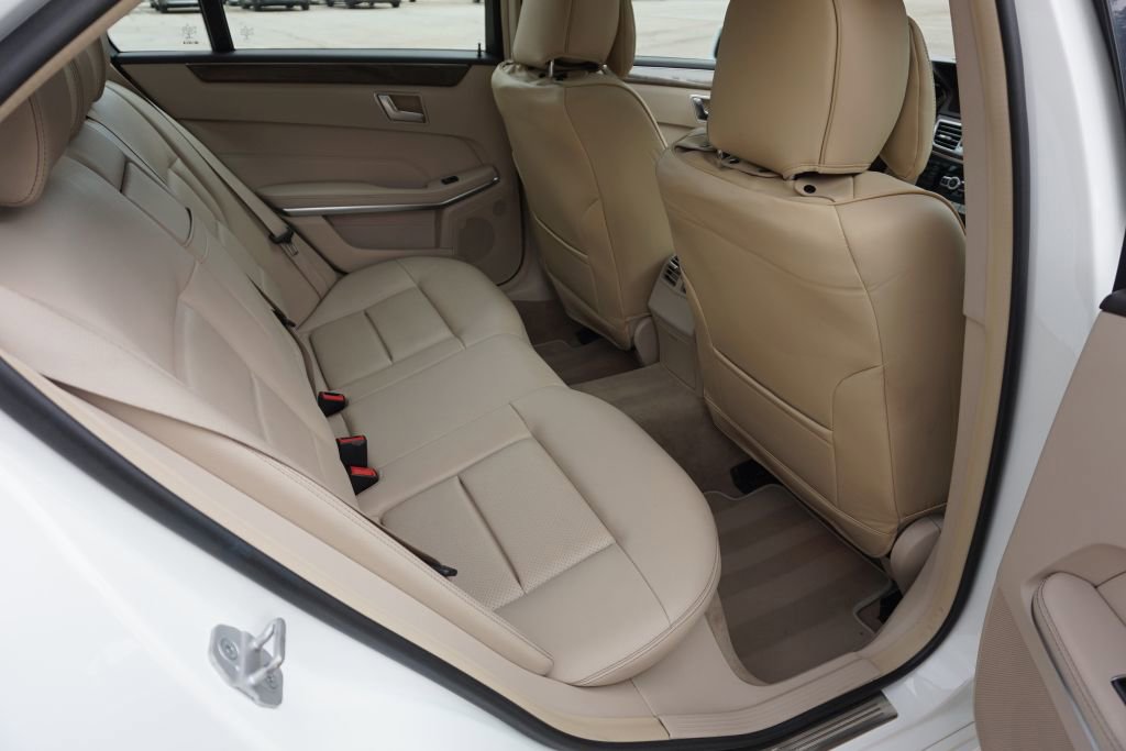 Used 2015 Mercedes-Benz E 350 Sedan image 24