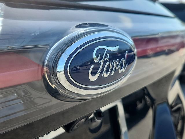 Certified 2017 Ford Edge SEL w/ Equipment Group 201A image 24