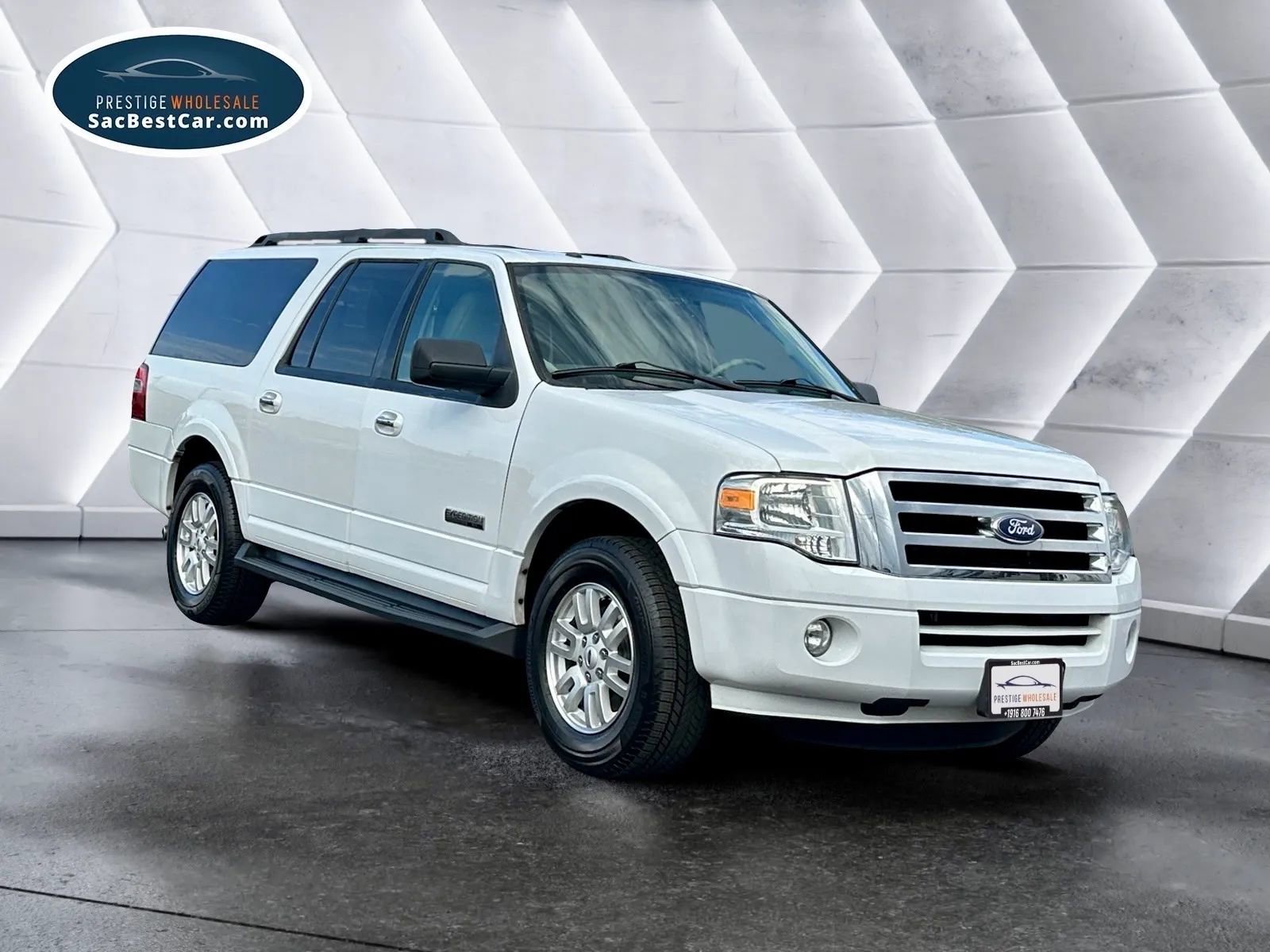 Used 2014 Ford Expedition EL XLT image 3