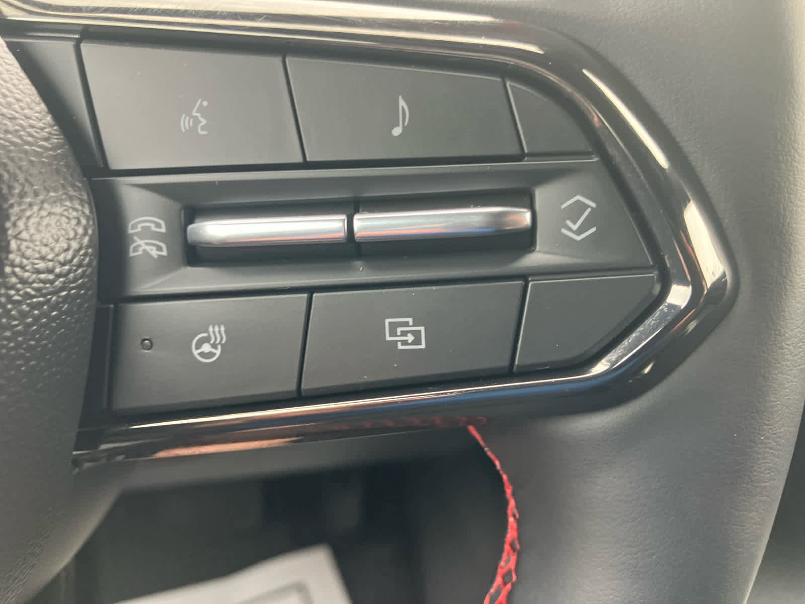 Used 2026 Chevrolet Equinox RS w/ Convenience Package III FWD image 19