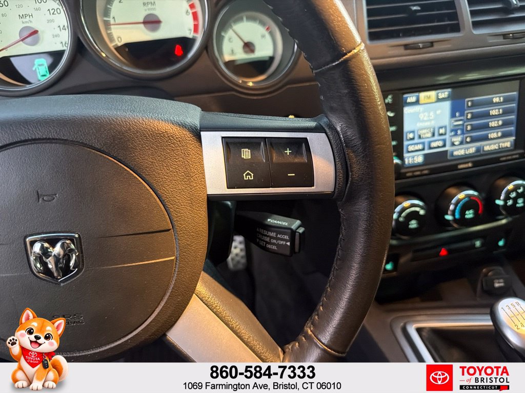 Used 2010 Dodge Challenger R/T RWD image 21