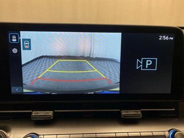 New 2024 Hyundai Kona SEL w/ Convenience Package image 18