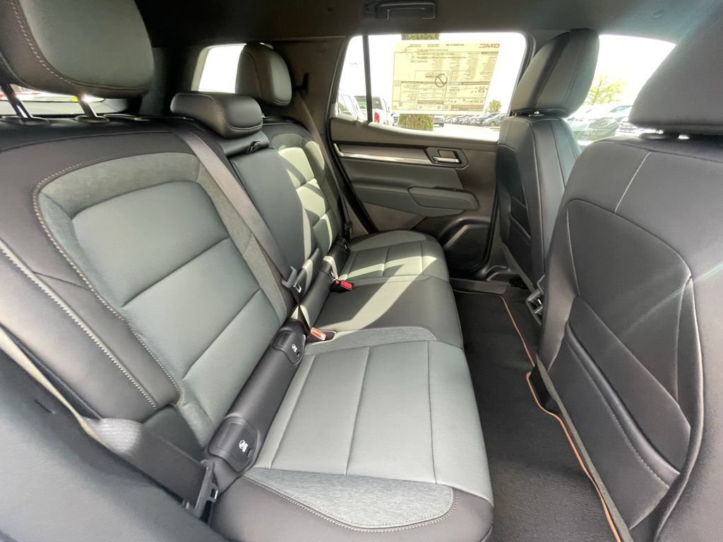 New 2026 GMC Terrain AT4 AWD/4WD image 27
