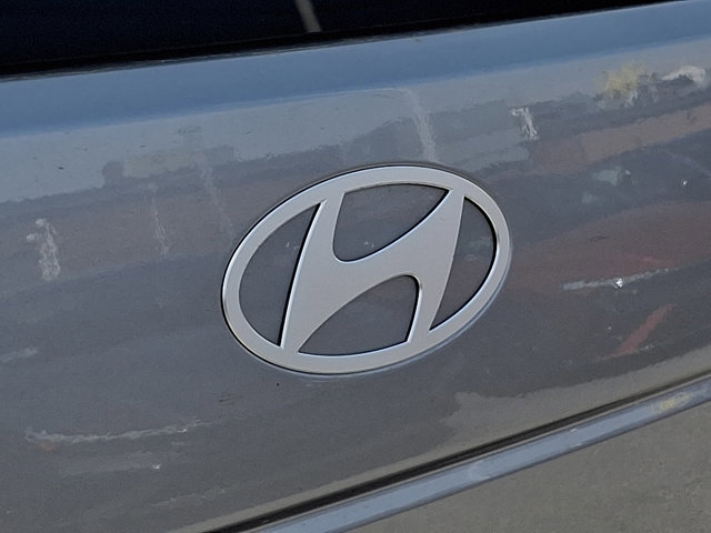 Used 2025 Hyundai Santa Fe SEL AWD/4WD image 29
