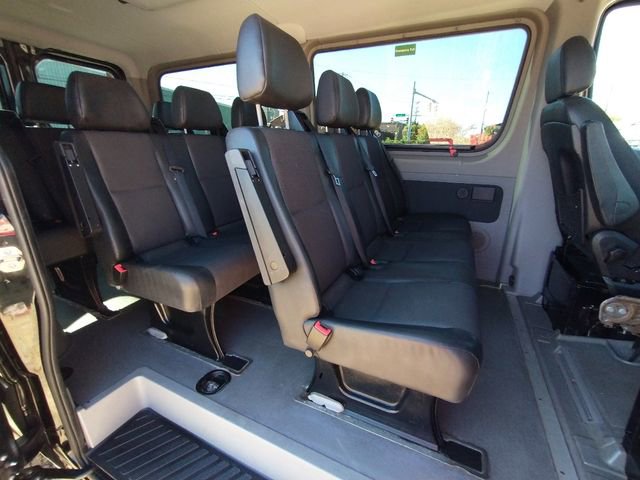 Used 2017 Mercedes-Benz Sprinter 2500 image 52