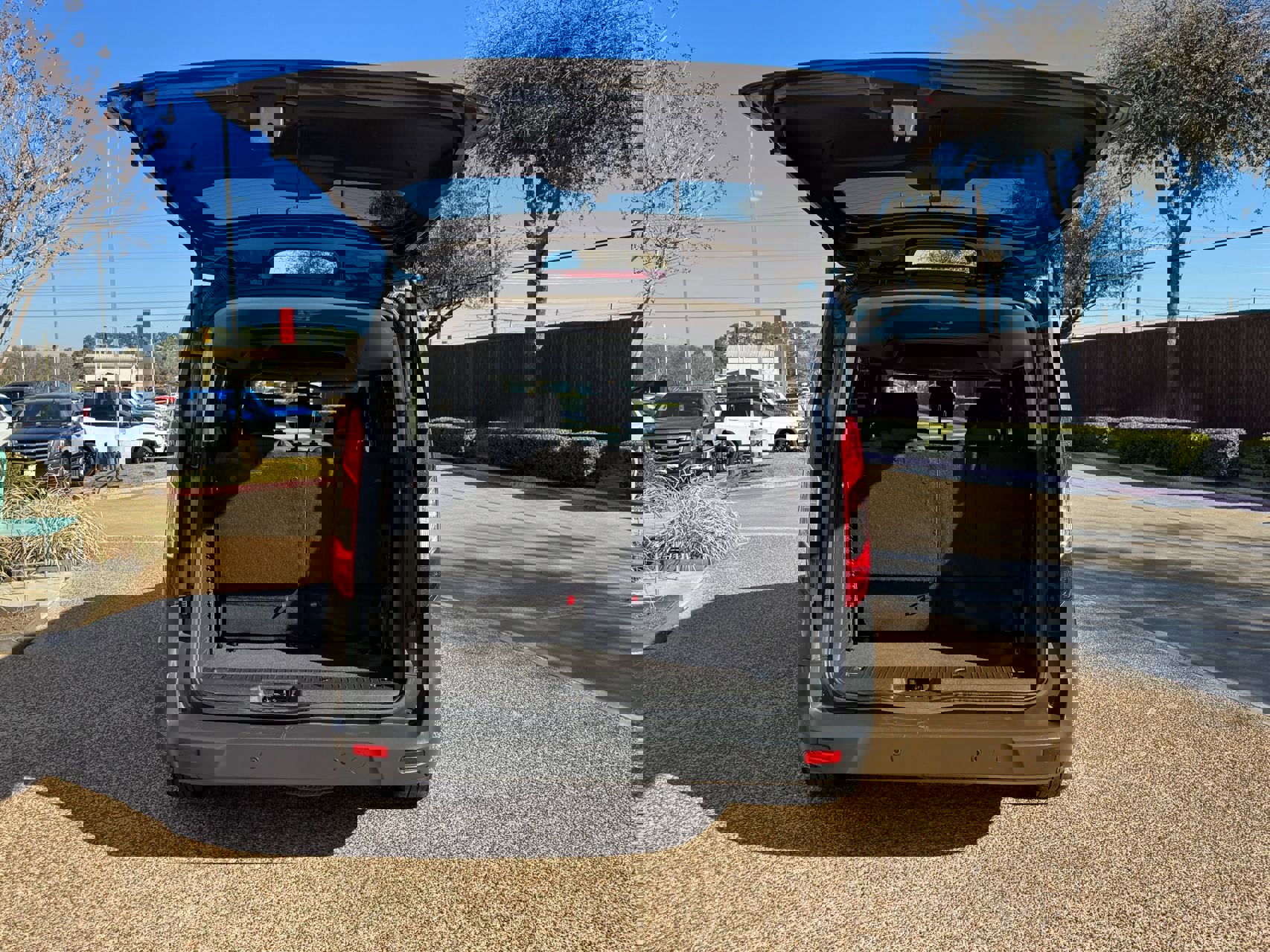 Used 2018 Ford Transit Connect XL image 8