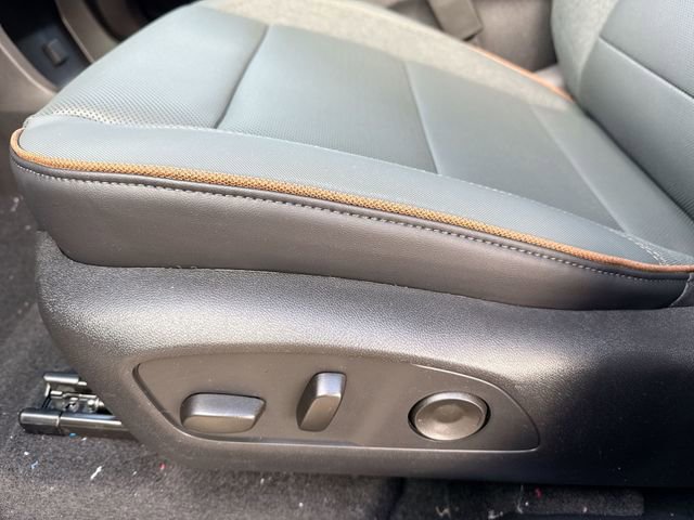 New 2026 GMC Acadia AT4 w/ Super Cruise Package AWD/4WD image 12