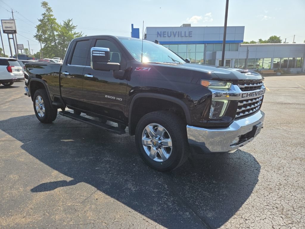 Used 2022 Chevrolet Silverado 2500 LTZ AWD/4WD image 2