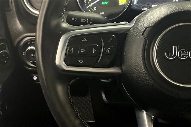 Used 2022 Jeep Wrangler Unlimited Sahara w/ Cold Weather Group image 11