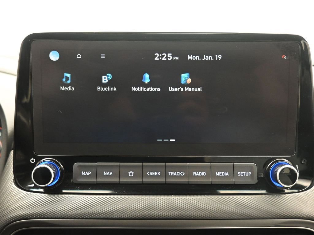 Used 2023 Hyundai Kona Limited w/ Cargo Package image 18