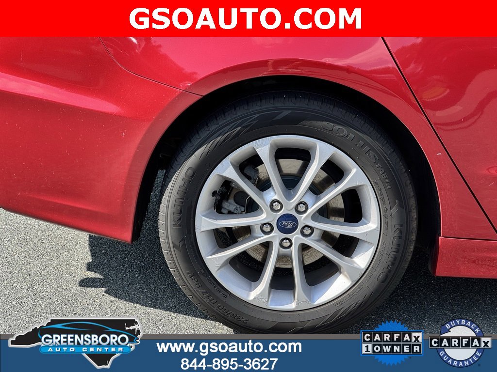 Used 2020 Ford Fusion SE image 36