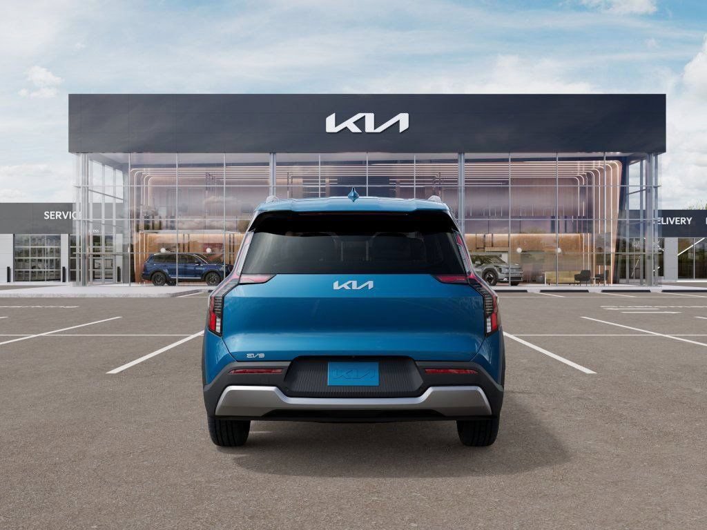New 2026 Kia EV9 Wind AWD/4WD image 4
