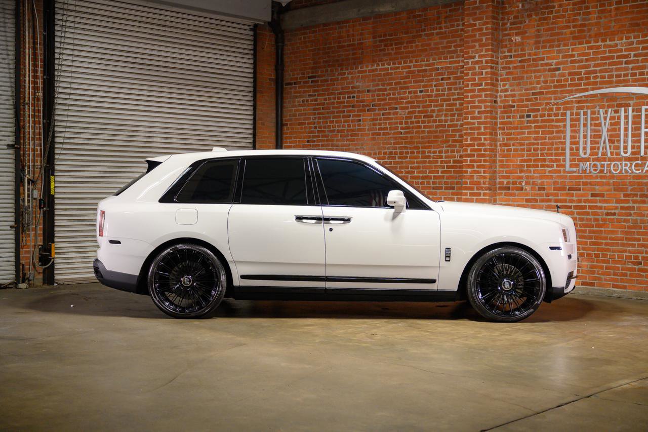 Used 2019 Rolls-Royce Cullinan image 8