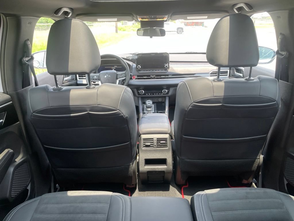 Used 2024 Mitsubishi Outlander Ralliart AWD/4WD image 15