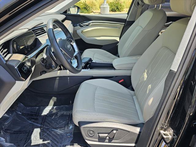 Used 2024 Audi Q8 e-tron Premium Plus AWD/4WD image 2